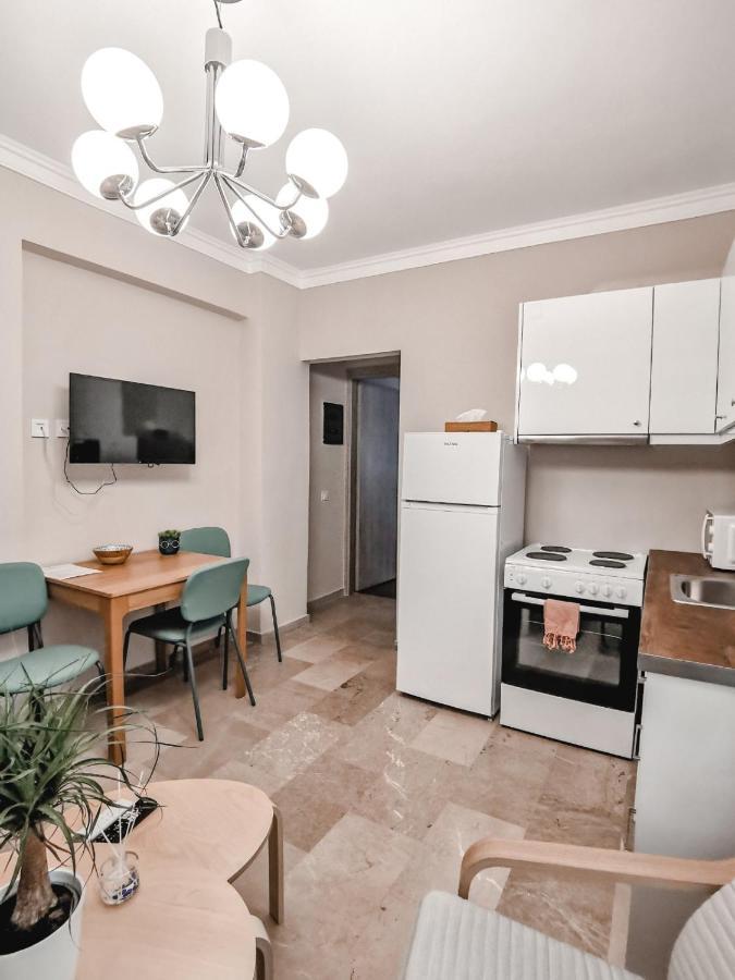 Tip Top Apartment Chalkida Exterior photo