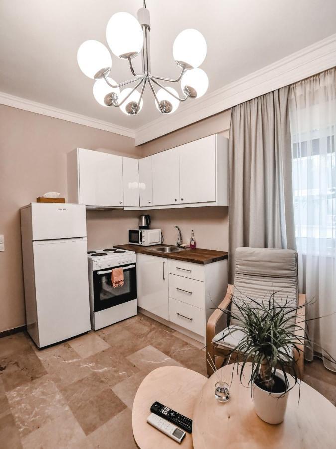 Tip Top Apartment Chalkida Exterior photo