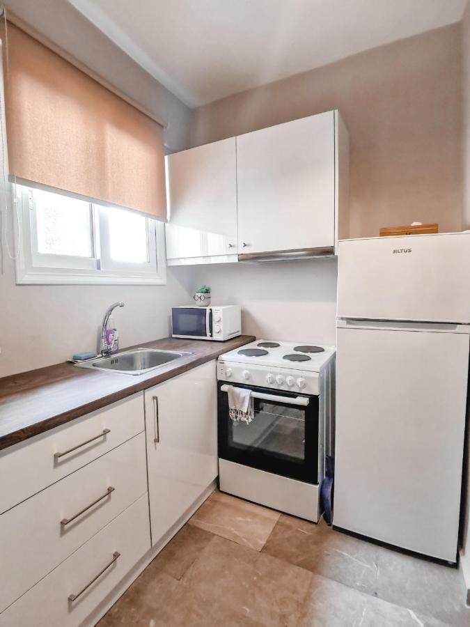 Tip Top Apartment Chalkida Exterior photo