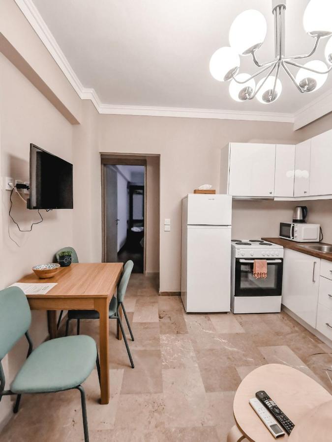 Tip Top Apartment Chalkida Exterior photo