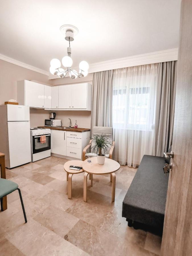 Tip Top Apartment Chalkida Exterior photo